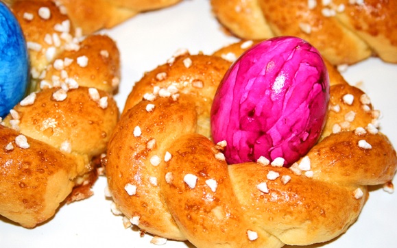Osterkränzchen aus Hefeteig - Tanja`s glutenfreies Kochbuch